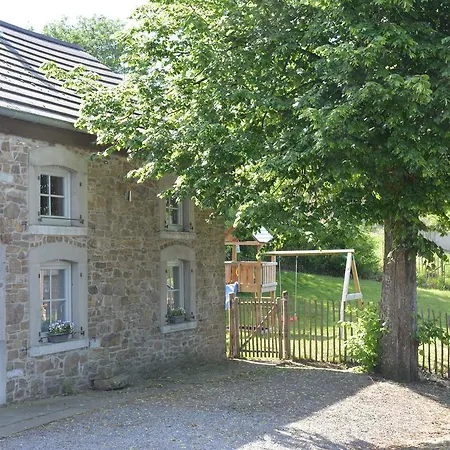 Vintage Farmhouse In With Roofed Garden