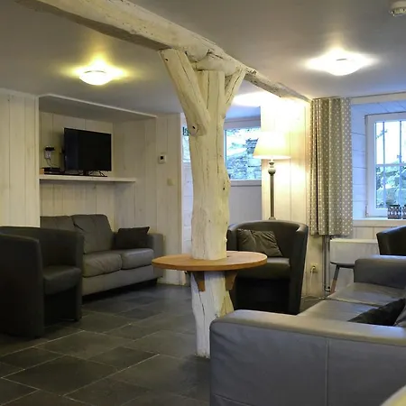 Vintage Farmhouse In With Roofed Garden بيت للعطل *